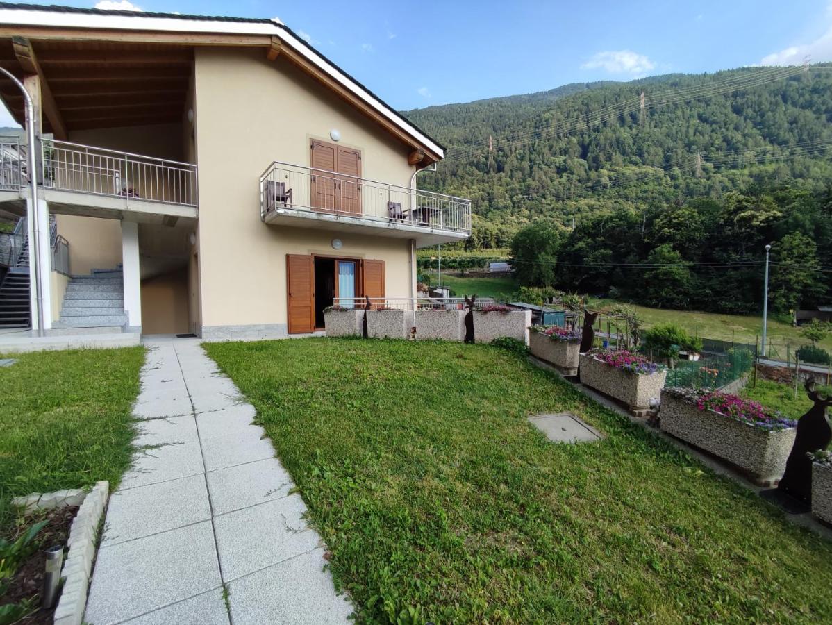 Pisolo Selvaggio Apartman Tirano Kültér fotó