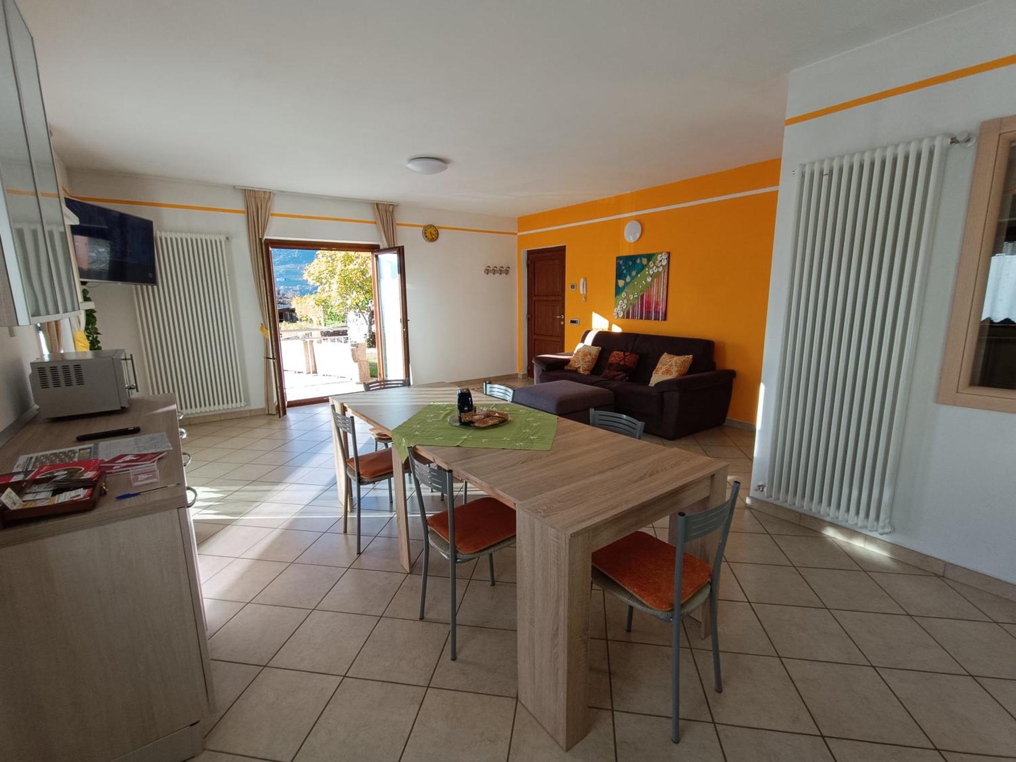 Pisolo Selvaggio Apartman Tirano Szoba fotó
