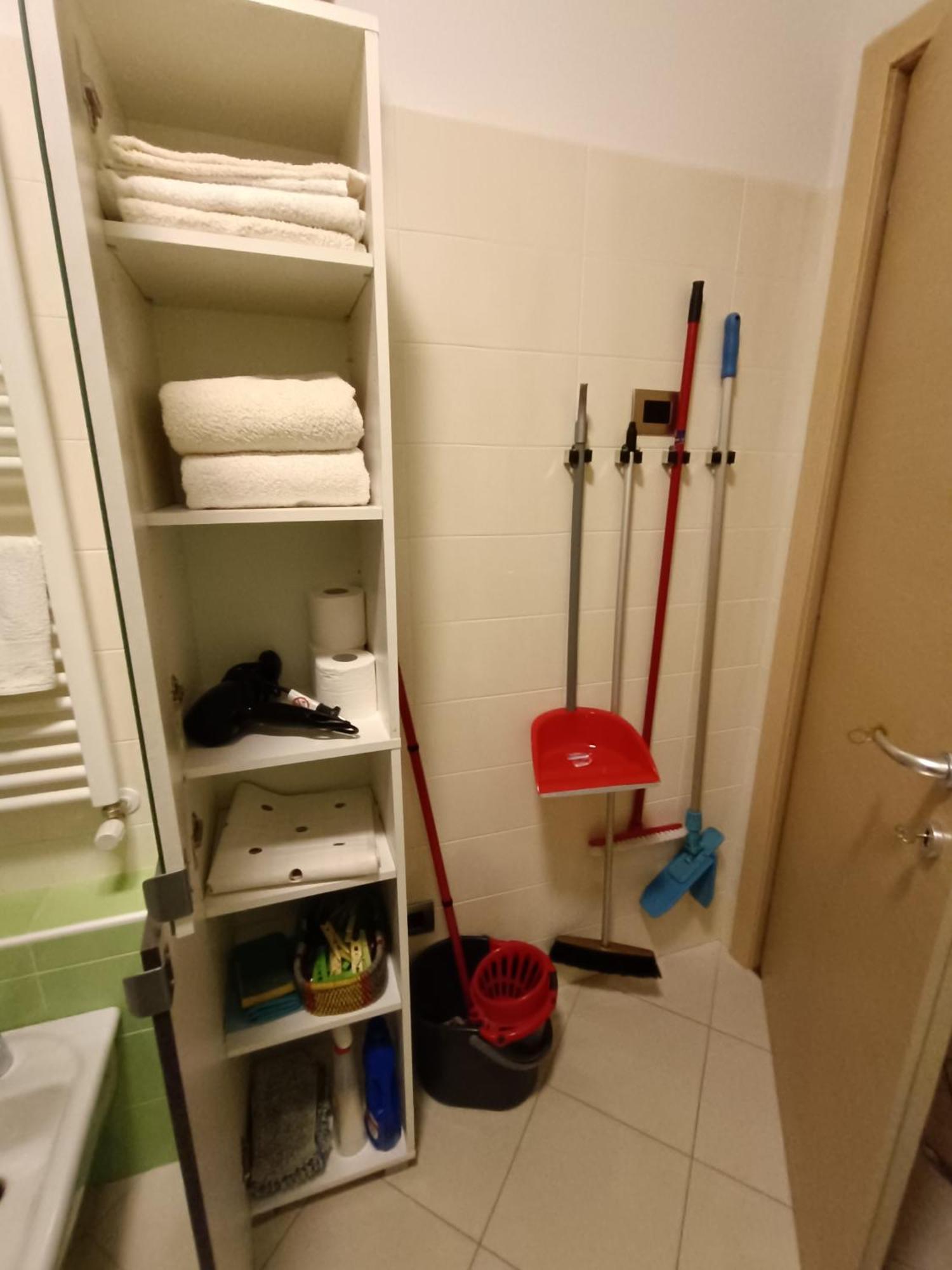 Pisolo Selvaggio Apartman Tirano Szoba fotó
