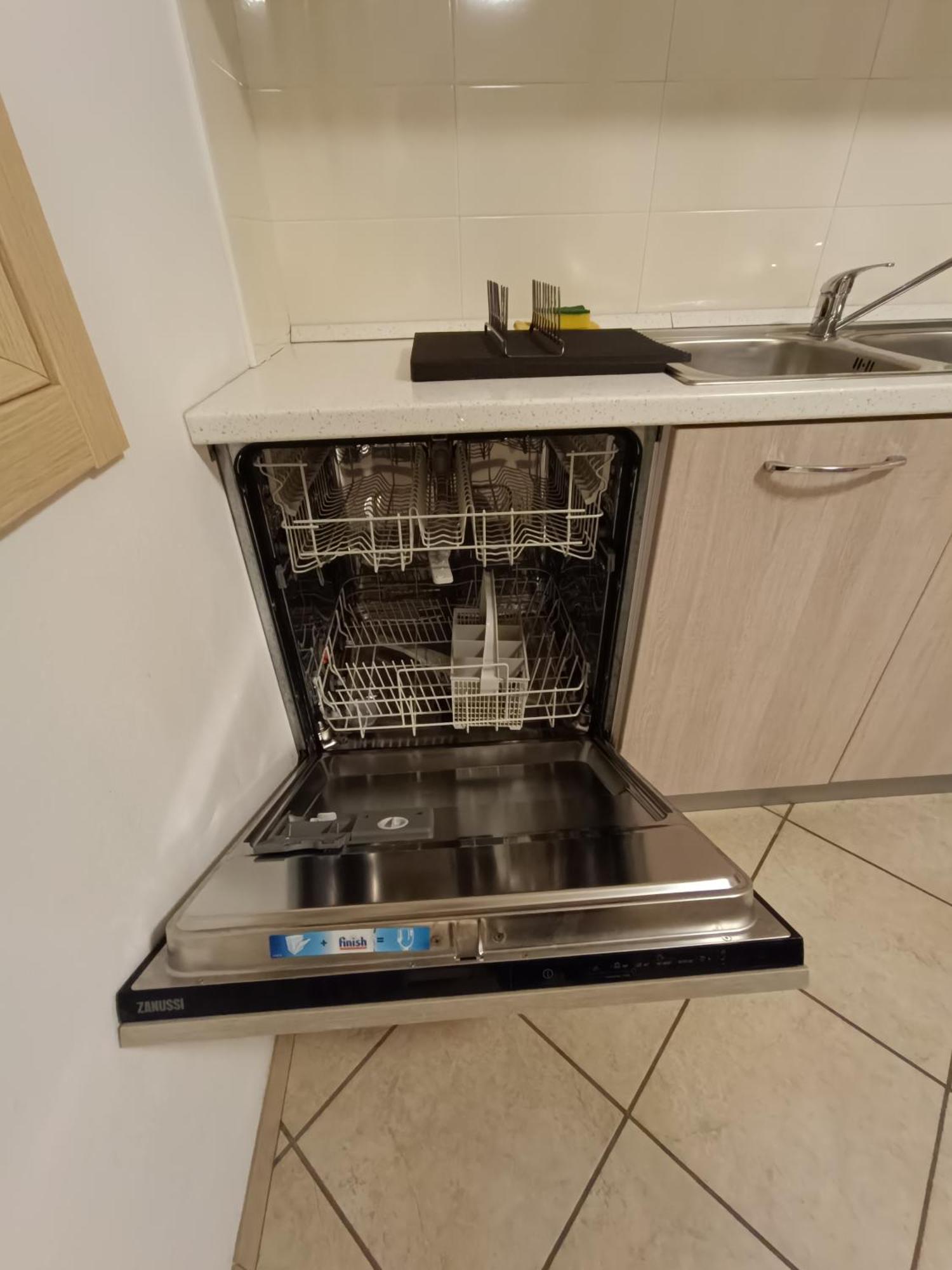 Pisolo Selvaggio Apartman Tirano Szoba fotó