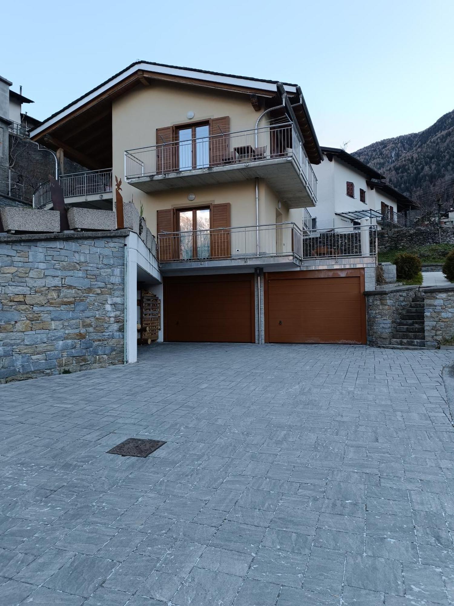 Pisolo Selvaggio Apartman Tirano Szoba fotó