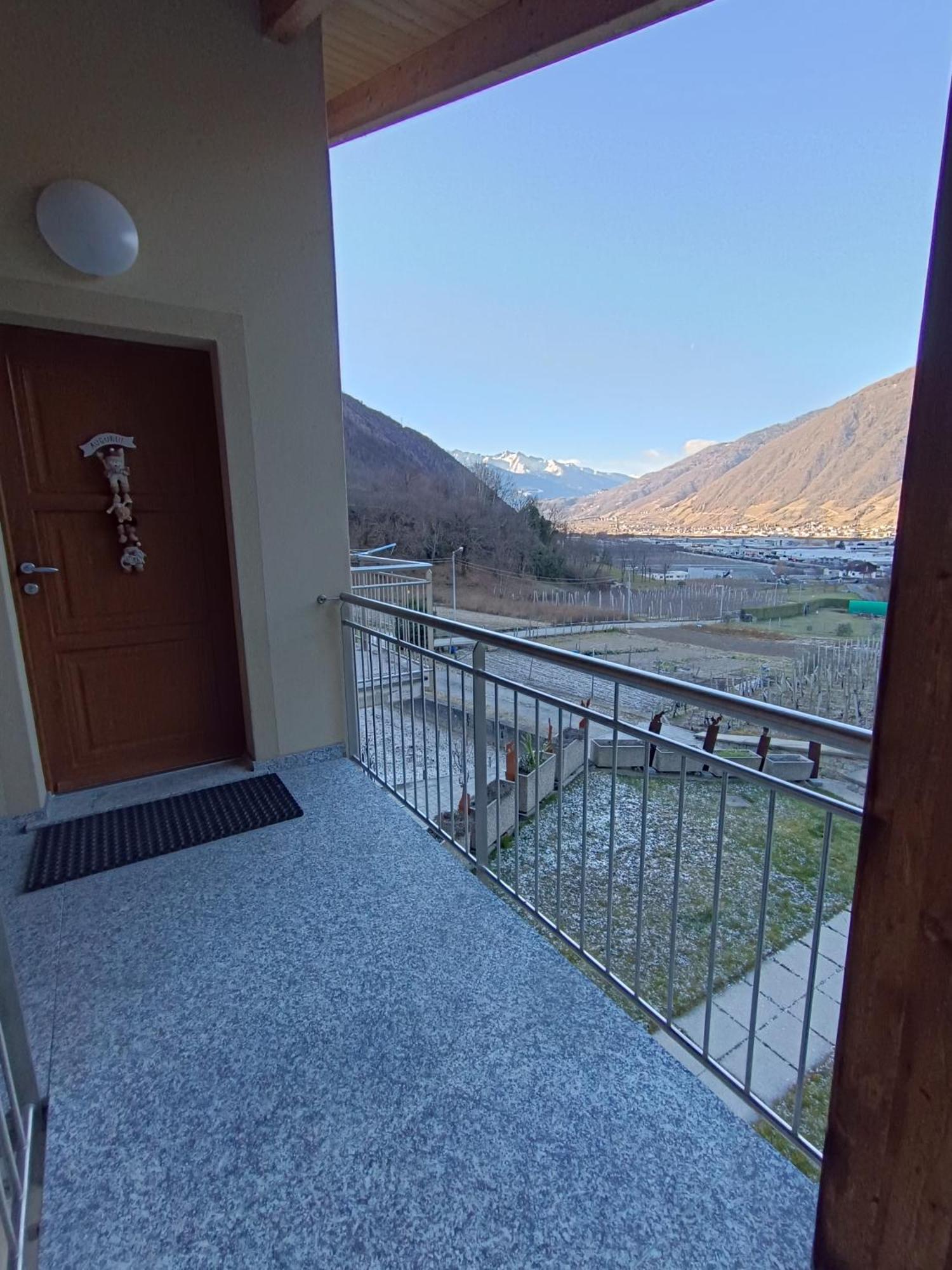 Pisolo Selvaggio Apartman Tirano Kültér fotó