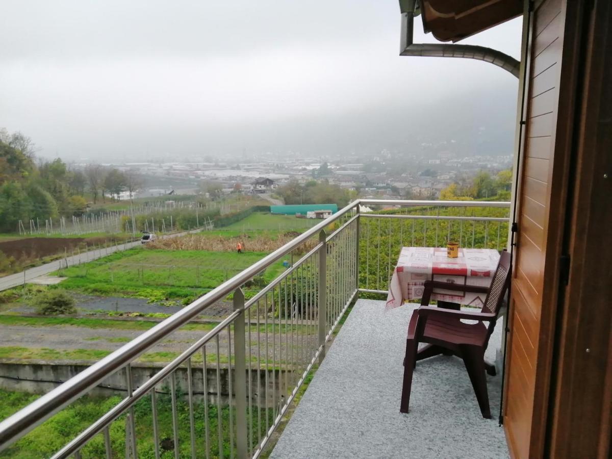 Pisolo Selvaggio Apartman Tirano Kültér fotó